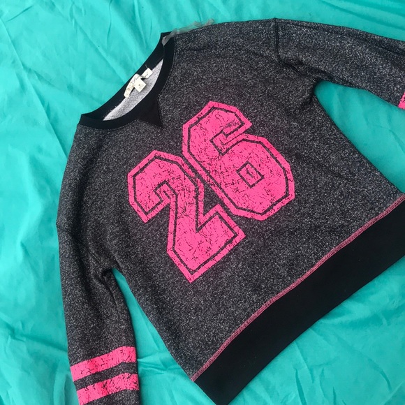 Top - Picture 4 of 4